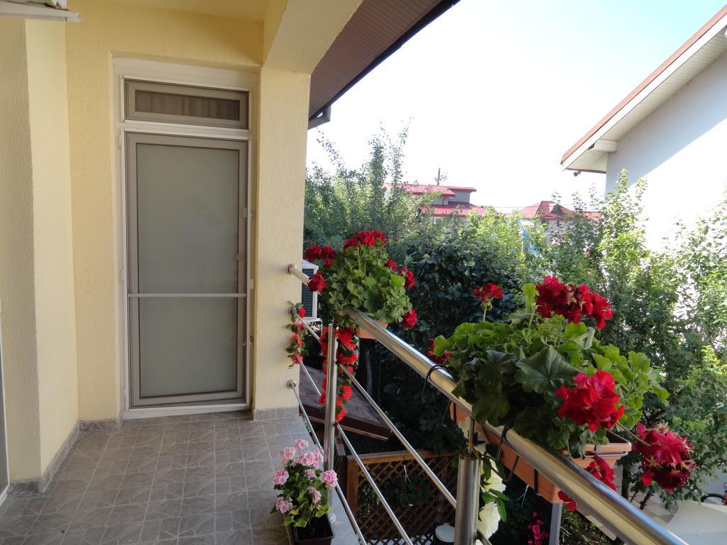 Carmen Apartment *